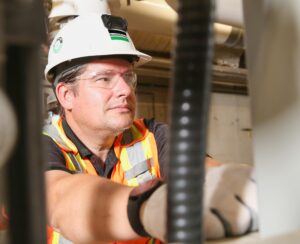 facility manager B&M