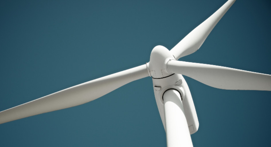 Nova Scotia public housing locks in wind power